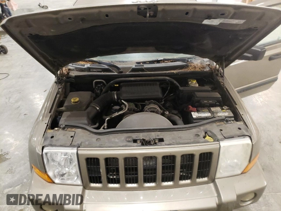 2006 Jeep Commander with VIN 1J8HG48N66C168649, listed as a Copart auction lot 75037014 with 214,261 mi miles and Clean Title. Bid and sale history available at carsss.com. Image 12.