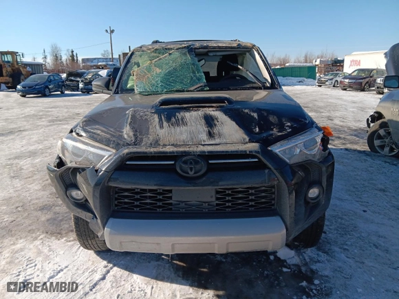 2023 Toyota 4Runner TRD Off Road with VIN JTEPU5JR0P6138475, listed as a Copart auction lot 50143525 with 17,187 mi miles and Clean Title. Bid and sale history available at carsss.com. Image 5.