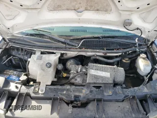 2006 Chevrolet Express Passenger with VIN 1GAHG39U261200900, listed as a Copart auction lot 81040404 with 68,221 mi miles and Salvage title. Bid and sale history available at DreamBid. Image 12.