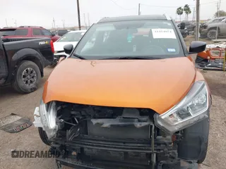 2019 Nissan Kicks SR with VIN 3N1CP5CU7KL556416, listed as a IAAI auction lot 41414054 with 53,250 mi miles. Bid and sale history available at carsss.com. Image 13.