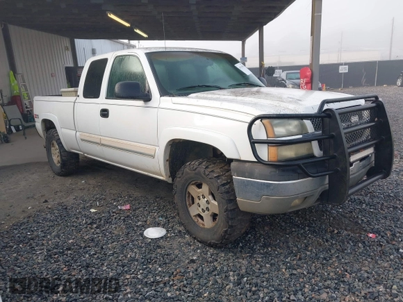 2003 Chevrolet Silverado 1500 with VIN 2GCEK19T231411251, listed as a IAAI auction lot 41513943 with 232,469 mi miles. Bid and sale history available at carsss.com. Image 1.