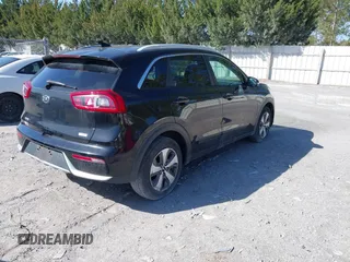 2017 Kia Niro Touring Launch Edition with VIN KNDCC3LC3H5034914, listed as a IAAI auction lot 41683906 with 1 mi miles. Bid and sale history available at carsss.com. Image 4.