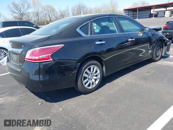 2014 Nissan Altima SV with VIN 1N4AL3APXEC112745, listed as a IAAI auction lot 41870011 with 159,793 mi miles and . Bid and sale history available at carsss.com. Image 4.