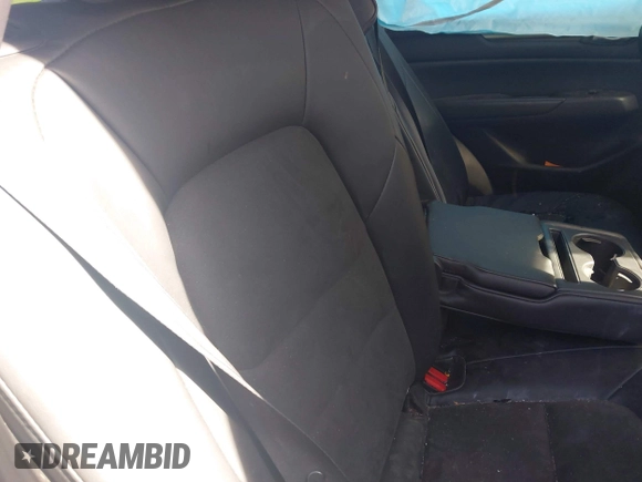 2019 Mazda CX-5 Touring with VIN JM3KFBCM6K0513037, listed as a IAAI auction lot 42121789 with 59,455 mi miles and . Bid and sale history available at DreamBid. Image 8.