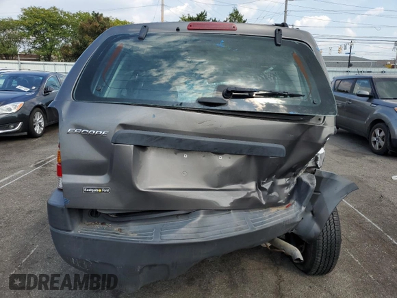 2004 Ford Escape XLS with VIN 1FMYU02124DA10326, listed as a Copart auction lot 42523165 with 3,579 mi miles and Salvage Title. Bid and sale history available at DreamBid. Image 6.
