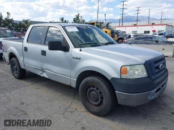 2008 Ford F-150 XL with VIN 1FTRW12W48FA15882, listed as a IAAI auction lot 41968857 with 214,787 mi miles. Bid and sale history available at carsss.com. Image 1.