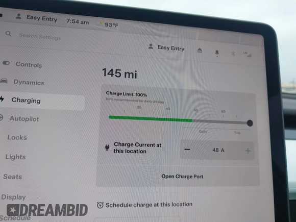 2024 Tesla Model Y с VIN 7SAYGDED9RF092955, выставлен на аукционе IAAI как лот 42757539 с пробегом 6 385 миль миль и . История ставок и продаж доступна на DreamBid. Изображение 17.