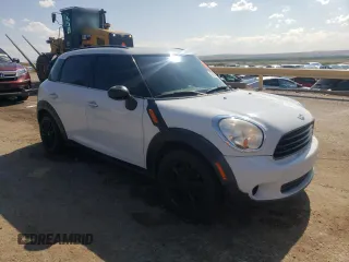 2011 MINI Countryman with VIN WMWZB3C53BWM01551, listed as a Copart auction lot 57284505 with 132,409 mi miles and Clean title. Bid and sale history available at DreamBid. Image 4.