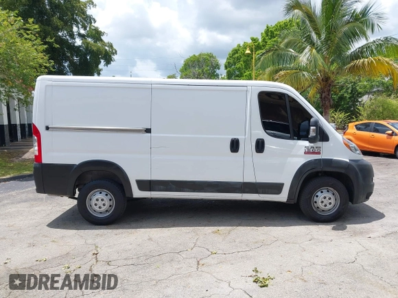 2019 Ram ProMaster Cargo with VIN 3C6TRVAG5KE505805, listed as a IAAI auction lot 42199708 with 110,826 mi miles and . Bid and sale history available at carsss.com. Image 13.