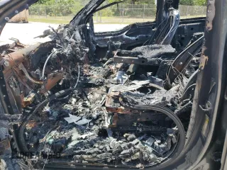 2019 Ford F-150 XL z VIN 1FTEW1E54KFA64007, wystawiony jako Copart lot #56282205 z przebiegiem Nie podano mil oraz Nie do naprawy • Non repairable. Historia ofert i sprzedaży dostępna na DreamBid. Obrazek 7.
