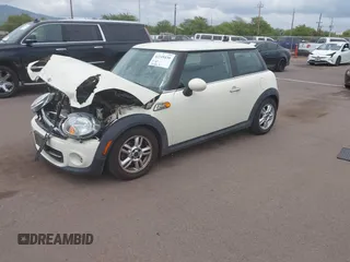 2012 MINI Hardtop with VIN WMWSU3C54CT262450, listed as a IAAI auction lot 42148430 with 55,250 mi miles and . Bid and sale history available at DreamBid. Image 18.