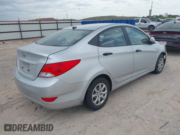 2012 Hyundai Accent GLS z VIN KMHCT4AE8CU095891, wystawiony jako IAAI lot #42256404 z przebiegiem 171 514 mil mil oraz . Historia ofert i sprzedaży dostępna na DreamBid. Obrazek 4.