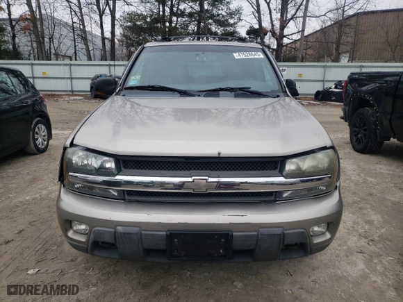 2003 Chevrolet TrailBlazer LS with VIN 1GNDT13S332387574, listed as a Copart auction lot 47528645 with 0 mi miles and Clean Title. Bid and sale history available at carsss.com. Image 5.