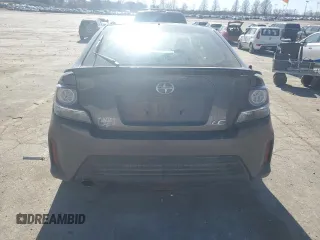 2016 Scion tC z VIN JTKJF5C73GJ020247, wystawiony jako Copart lot #47407695 z przebiegiem Nie podano mil oraz Szkoda całkowita • Salvage title. Historia ofert i sprzedaży dostępna na DreamBid. Obrazek 6.