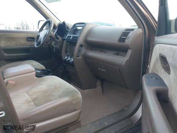 2003 Honda CR-V EX with VIN JHLRD788X3C004304, listed as a IAAI auction lot 41385254 with 143,940 mi miles. Bid and sale history available at carsss.com. Image 5.