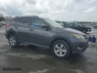 2014 Toyota RAV4 XLE with VIN 2T3WFREV0EW094370, listed as a Copart auction lot 51692335 with 109,592 mi miles and Salvage Title. Bid and sale history available at carsss.com. Image 4.
