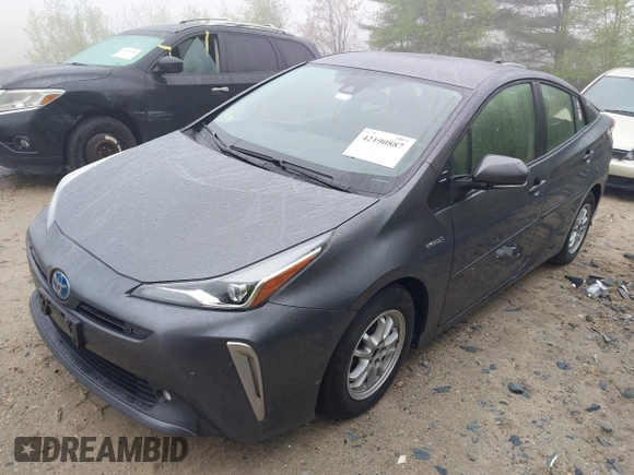 2021 Toyota Prius LE z VIN JTDL9MFU5M3023704, wystawiony jako IAAI lot #42190887 z przebiegiem 45 711 mil mil oraz . Historia ofert i sprzedaży dostępna na DreamBid. Obrazek 2.