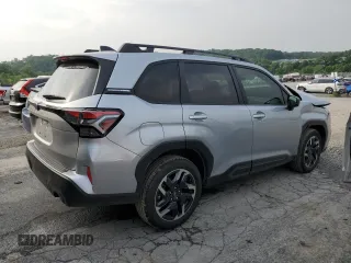 2025 Subaru Forester Limited with VIN JF2SLDRC0SH449348, listed as a Copart auction lot 60106905 with 3,909 mi miles and Salvage title. Bid and sale history available at DreamBid. Image 3.