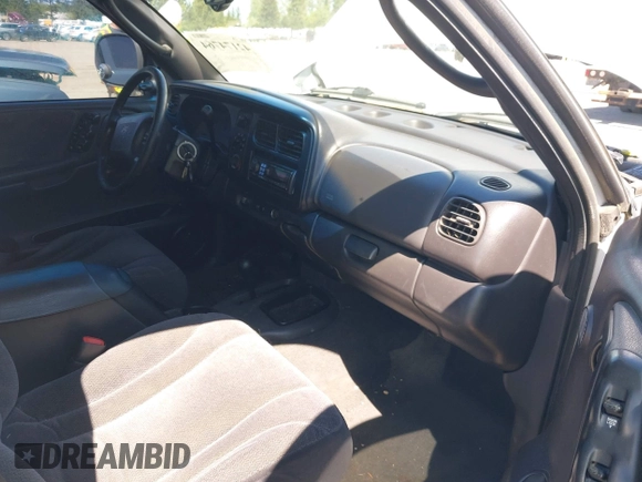 2000 Dodge Dakota Sport with VIN 1B7GG2AN9YS792231, listed as a IAAI auction lot 42174764 with 285,535 mi miles and . Bid and sale history available at carsss.com. Image 5.