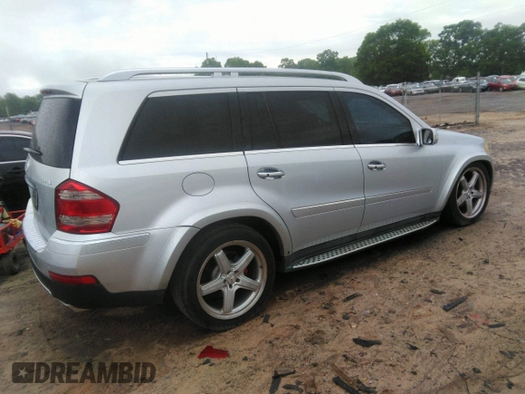 2008 Mercedes-Benz GL-Class 5.5L with VIN 4JGBF86E88A389514, listed as a IAAI auction lot 42084973 with 162,662 mi miles. Bid and sale history available at carsss.com. Image 4.