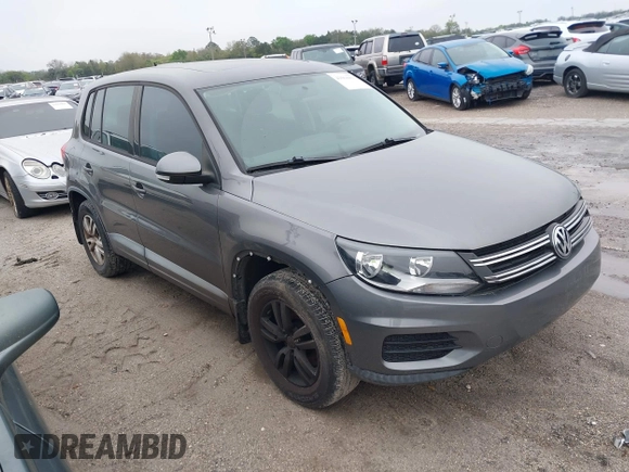 2012 Volkswagen Tiguan LE z VIN WVGAV7AX9CW096668, wystawiony jako IAAI lot #41664461 z przebiegiem 161 725 mil mil oraz . Historia ofert i sprzedaży dostępna na DreamBid. Obrazek 1.