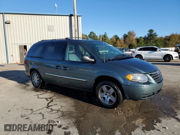 2006 Chrysler Town & Country LWB Touring with VIN 2A4GP54LX6R812460, listed as a Copart auction lot 81747164 with 101,341 mi miles and Salvage Title. Bid and sale history available at carsss.com. Image 4.