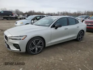 2019 Volvo S60 R-Design with VIN 7JRA22TM8KG016709, listed as a Copart auction lot 39837263 with 36,825 mi miles. Bid and sale history available at carsss.com. Image 1.