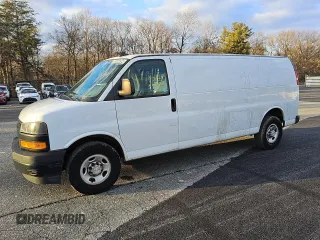 2018 Chevrolet Express Cargo Van with VIN 1GCWGBFG9J1203728, listed as a Copart auction lot 86944094 with 131,776 mi miles and Clean Title. Bid and sale history available at carsss.com. Image 1.