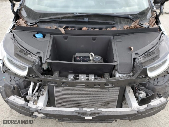 2018 BMW i3 with VIN WBY7Z2C51JVE61804, listed as a Copart auction lot 48341494 with 25,366 mi miles. Bid and sale history available at carsss.com. Image 12.