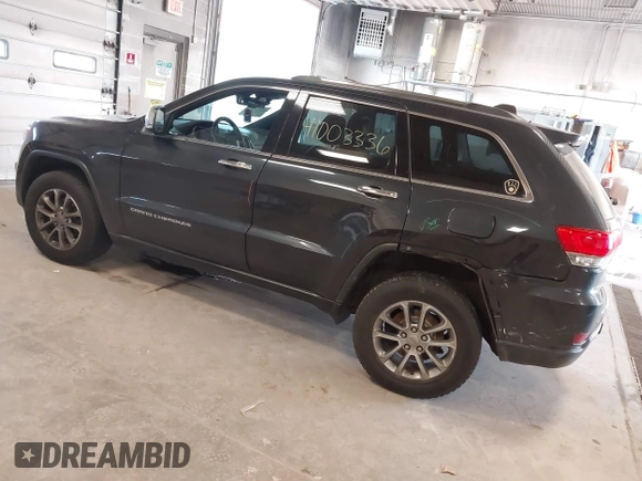 2015 Jeep Grand Cherokee Limited with VIN 1C4RJFBG5FC941811, listed as a IAAI auction lot 41003336 with 137,867 mi miles. Bid and sale history available at carsss.com. Image 3.