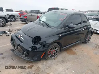 2012 FIAT 500 Abarth z VIN 3C3CFFFH3CT381608, wystawiony jako IAAI lot #41432123 z przebiegiem 116 920 mil mil oraz . Historia ofert i sprzedaży dostępna na DreamBid. Obrazek 18.