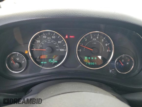 2013 Jeep Wrangler Unlimited Sport z VIN 1C4BJWDG7DL509796, wystawiony jako Copart lot #55787455 z przebiegiem 178 907 mil mil oraz Nie do naprawy • Non repairable. Historia ofert i sprzedaży dostępna na DreamBid. Obrazek 9.