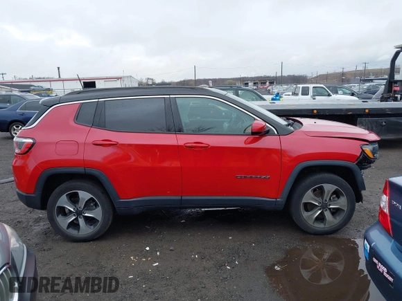 2019 Jeep Compass Latitude with VIN 3C4NJDBB7KT629155, listed as a IAAI auction lot 41812711 with 35,369 mi miles and . Bid and sale history available at DreamBid. Image 14.