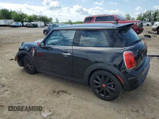 2015 MINI Hardtop S z VIN WMWXP7C50F2A36388, wystawiony jako Copart lot #54910345 z przebiegiem 69 956 mil mil oraz Szkoda całkowita • Salvage title. Historia ofert i sprzedaży dostępna na DreamBid. Obrazek 2.