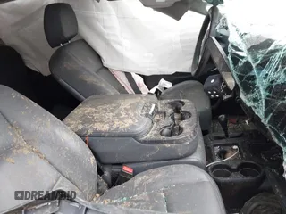 2017 Ram 2500 Tradesman with VIN 3C6UR5CJ1HG670938, listed as a IAAI auction lot 42002760 with 170,909 mi miles and . Bid and sale history available at DreamBid. Image 5.