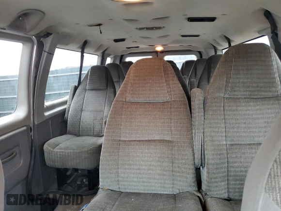 2004 Ford Econoline Passenger XL with VIN 1FDSS31L64HB18943, listed as a Copart auction lot 87038244 with 146,382 mi miles and Clean Title. Bid and sale history available at carsss.com. Image 10.
