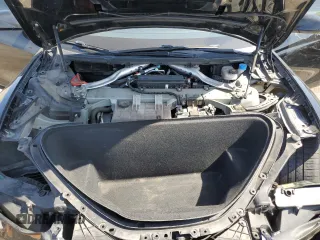 2017 Tesla Model S 100D z VIN 5YJSA1E28HF190858, wystawiony jako Copart lot #60690695 z przebiegiem 73 046 mil mil oraz Szkoda całkowita • Salvage title. Historia ofert i sprzedaży dostępna na DreamBid. Obrazek 11.