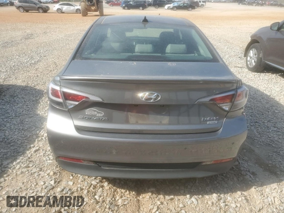 2017 Hyundai Sonata Hybrid Limited with VIN KMHE34L35HA068824, listed as a Copart auction lot 53780375 with 144,204 mi miles and Clean Title. Bid and sale history available at carsss.com. Image 6.