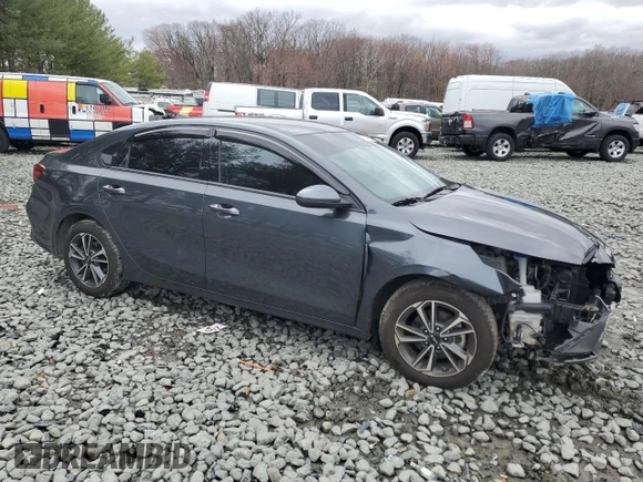 2022 Kia Forte LXS with VIN 3KPF24AD9NE502095, listed as a Copart auction lot 49379155 with 28,300 mi miles and Salvage Title. Bid and sale history available at carsss.com. Image 4.