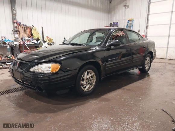2002 Pontiac Grand Am SE1 with VIN 1G2NF52E92M584425, listed as a IAAI auction lot 41348445 with 113,160 mi miles. Bid and sale history available at carsss.com. Image 18.
