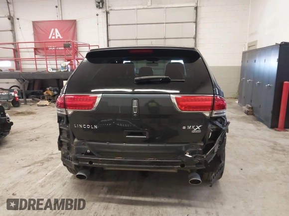 2013 Lincoln MKX with VIN 2LMDJ8JK2DBL18834, listed as a IAAI auction lot 41898580 with 147,543 mi miles and . Bid and sale history available at DreamBid. Image 17.