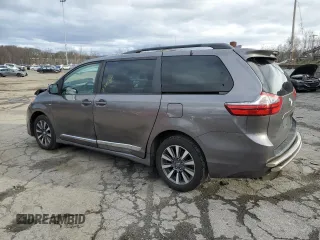 2020 Toyota Sienna LE with VIN 5TDJZ3DCXLS231778, listed as a Copart auction lot 85892214 with 118,026 mi miles and Salvage title. Bid and sale history available at DreamBid. Image 2.