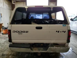 2000 Dodge Ram 1500 with VIN 1B7HF16Z4YS596159, listed as a Copart auction lot 67045704 with 151,822 mi miles and Clean Title. Bid and sale history available at carsss.com. Image 6.