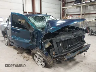 2007 Chevrolet Avalanche LTZ with VIN 3GNFK12357G128703, listed as a IAAI auction lot 41211475 with Not Provided miles and . Bid and sale history available at DreamBid. Image 6.