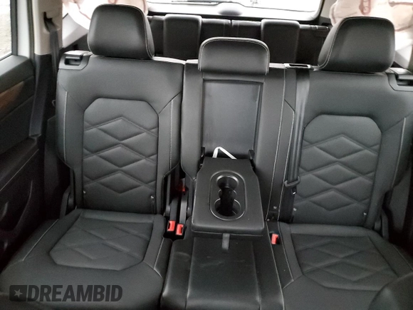 2024 Volkswagen Atlas SE с VIN 1V2LR2CA3RC508623, выставлен на аукционе Copart как лот 51422935 с пробегом 16 382 миль миль и Списание • Salvage title. История ставок и продаж доступна на DreamBid. Изображение 10.