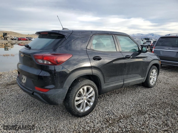 2021 Chevrolet TrailBlazer LS with VIN KL79MMS2XMB160203, listed as a Copart auction lot 83619124 with 56,727 mi miles and Salvage Title. Bid and sale history available at carsss.com. Image 3.