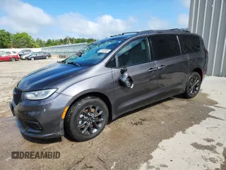 2021 Chrysler Pacifica Limited z VIN 2C4RC3GG3MR544930, wystawiony jako Copart lot #62482495 z przebiegiem 97 748 mil mil oraz Nie do naprawy • Non repairable. Historia ofert i sprzedaży dostępna na DreamBid. Obrazek 1.