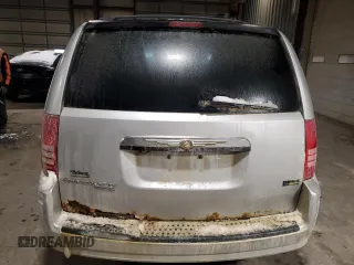 2008 Chrysler Town & Country LX with VIN 2A8HR44H18R687306, listed as a Copart auction lot 44927905 with 196,987 mi miles and Salvage Title. Bid and sale history available at carsss.com. Image 6.