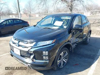 2024 Mitsubishi Outlander S z VIN JA4ARUAU2RU022164, wystawiony jako IAAI lot #41675372 z przebiegiem 401 mil mil oraz . Historia ofert i sprzedaży dostępna na DreamBid. Obrazek 2.