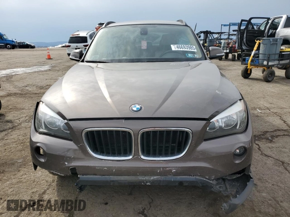 2014 BMW X1 xDrive28i with VIN WBAVL1C5XEVY14142, listed as a Copart auction lot 46693985 with 70,504 mi miles and Salvage Title. Bid and sale history available at carsss.com. Image 5.